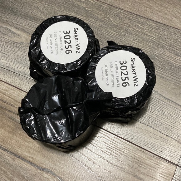 Dymo Label 450 With Label Rolls - Picture 2 of 6